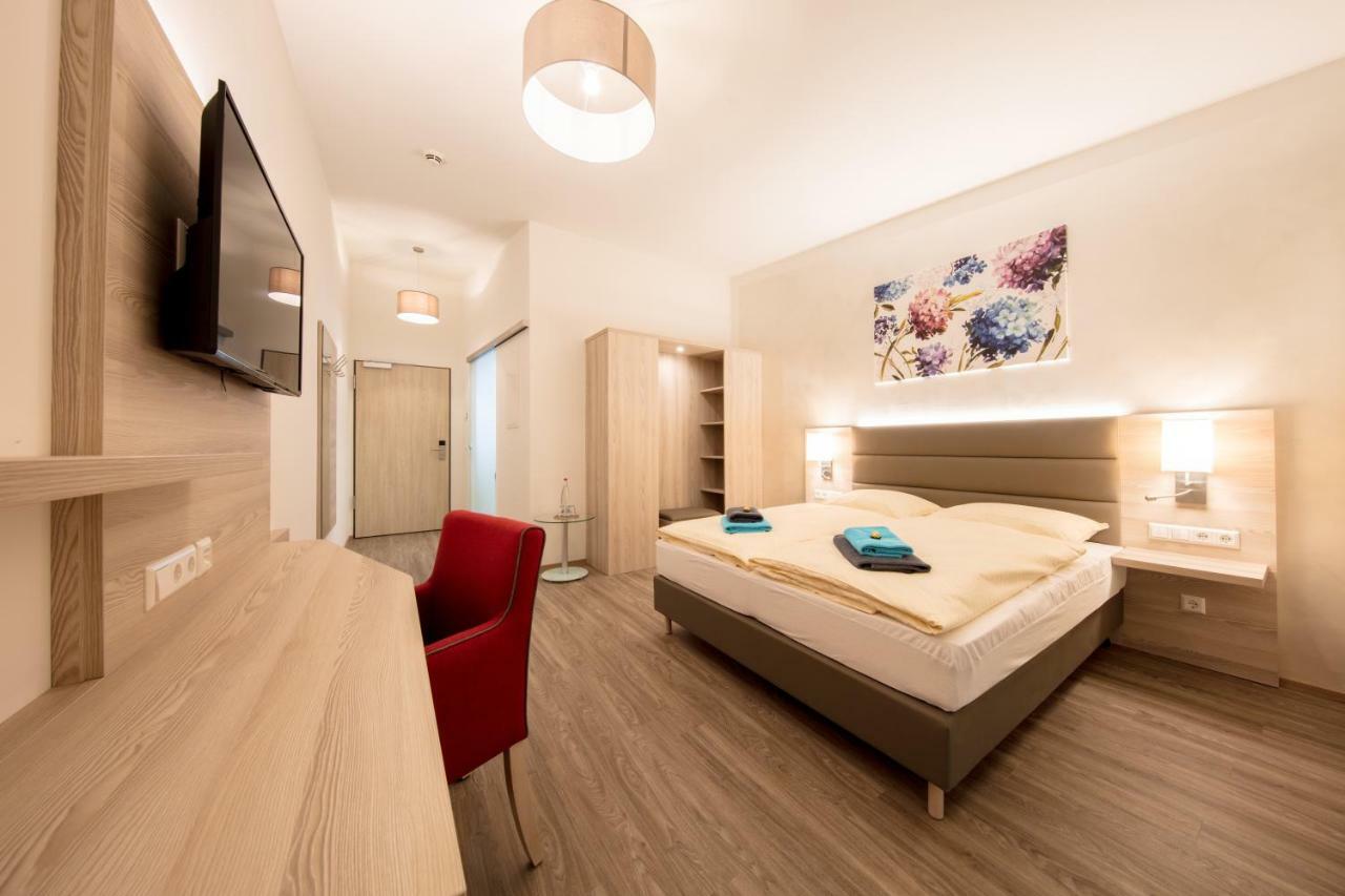 Hotel Gudrun Riedlingen Luaran gambar
